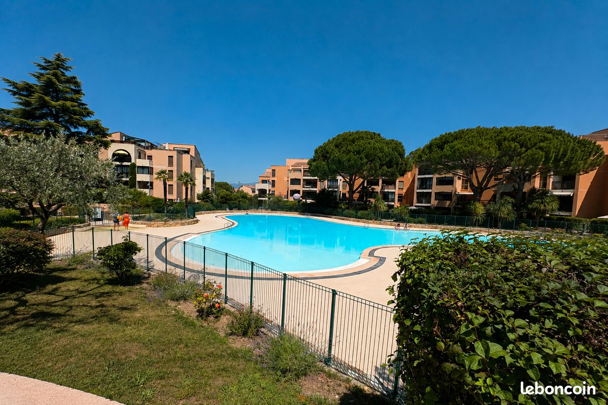 Appartement 2 pièces 34 m² · à Mougins · 34 m² · 900 €