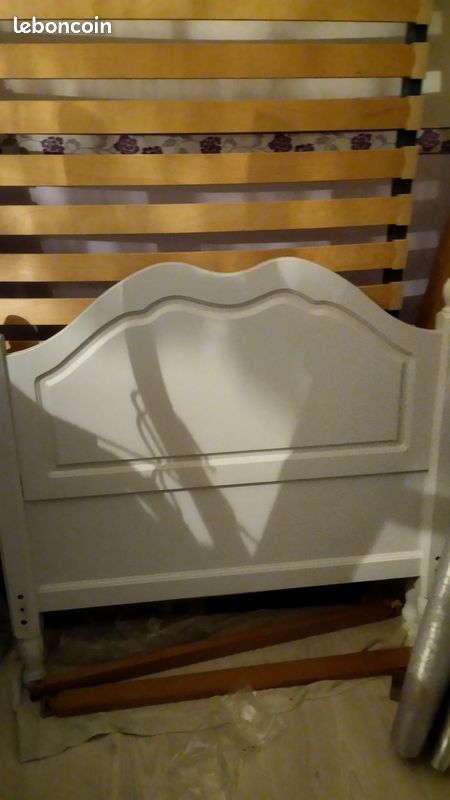 Lit ado en pin massif + sommier (image 2)
