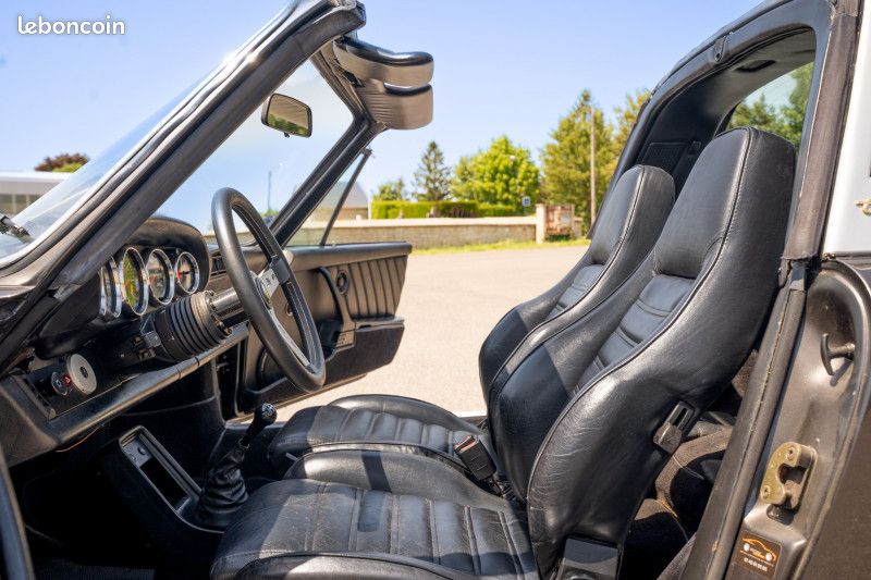 Porsche 911 3.0 SC TARGA 204 CH (image 25)