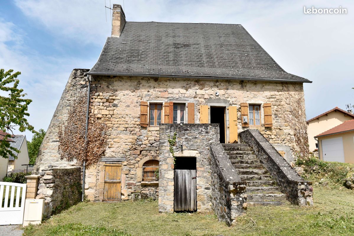 Maison 5 pièces 84 m² · à Maleville · 84 m² · 25 000 €