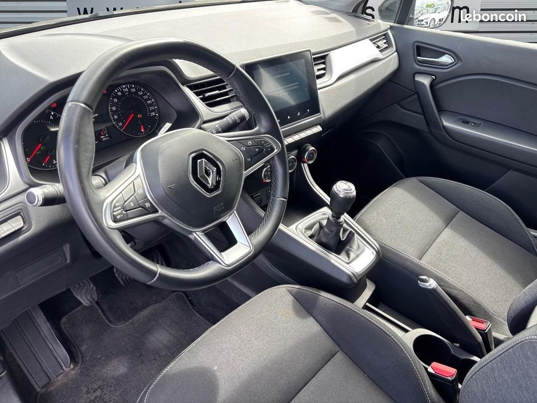 RENAULT CAPTUR 1.5 Blue dCi 115 Business (image 13)