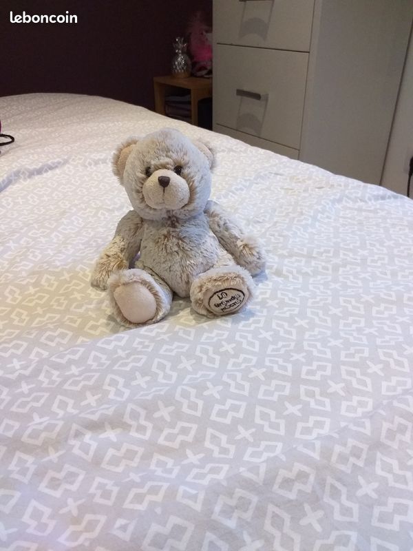 Vêtements et peluches pas chers (image 5)