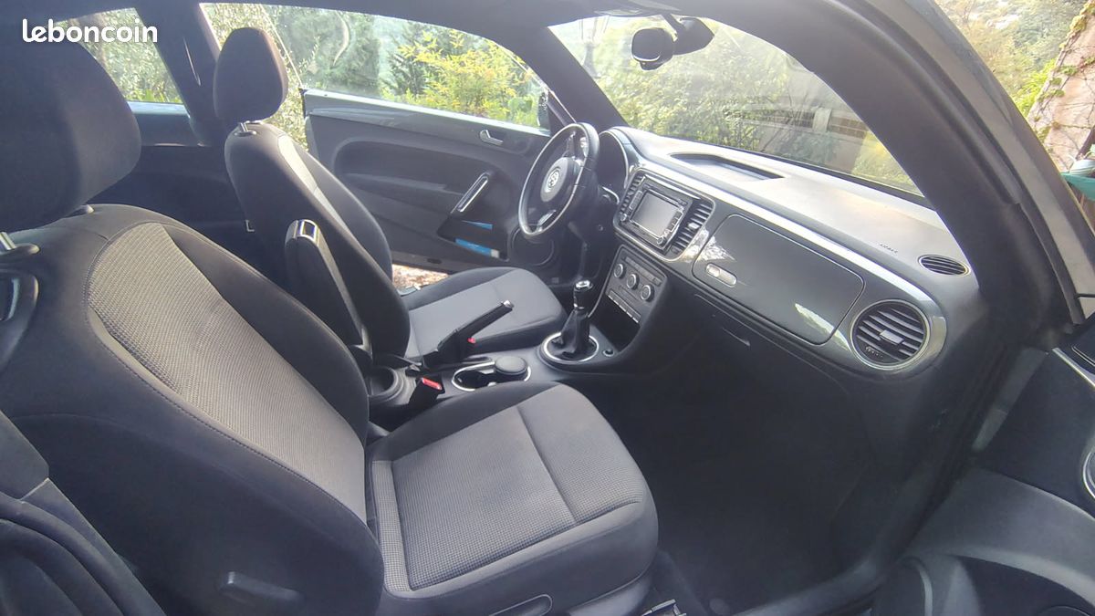VW New Beetle Excellent état (image 3)