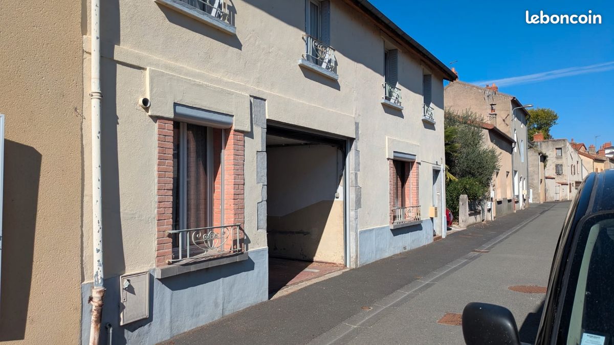 Maison 6 pièces 124 m² · à Aigueperse · 124 m² · 162 000 €