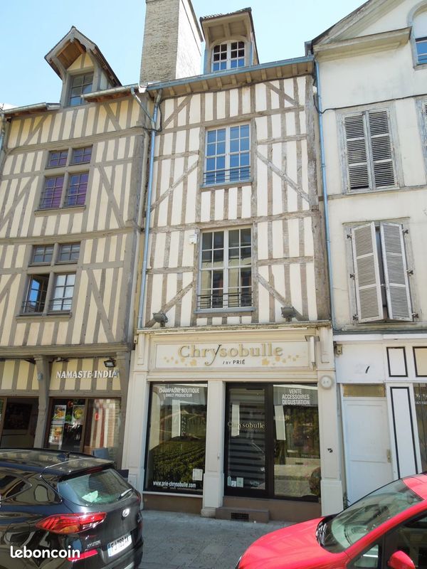 Immeuble 156 m² · à Troyes · 156 m² · 196 000 €