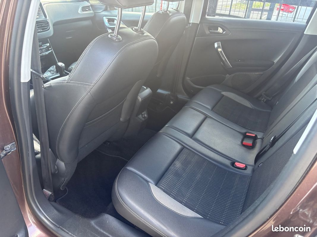 Peugeot 2008 1.6 e-hdi 92ch ETG6 BUSINESS (image 9)