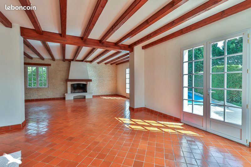 Maison 5 pièces 167 m² · à Cognac · 167 m² · 317 700 €