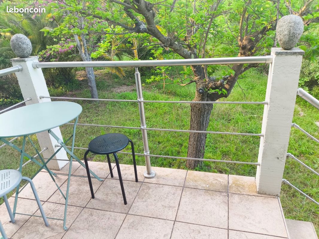 Location appartement dans maison avec piscine (image 9)