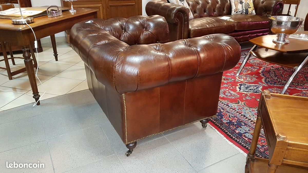PROMO Fauteuil club Chesterfield cuir havane (image 3)