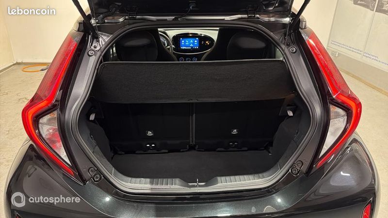 Toyota Aygo X 1.0 VVT-i 72ch Design S-CVT MY24 (image 14)
