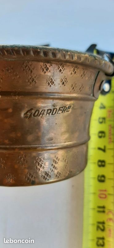 Pot En Cuivre Signé J. Goardère - Meilleur Ouvrier De France - Vintage - Fabrication Française