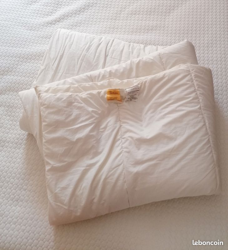 Couette lit 1 personne 140x200 - Hollofil 4 (DuPont) - 500g/m² (image 3)