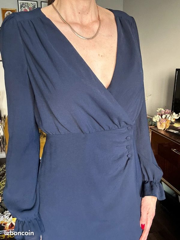 Robe Naf Naf Nude Marine Taille 40 - Neuve Sans étiquettes, Idéale Cérémonie Ou Soirée élégante