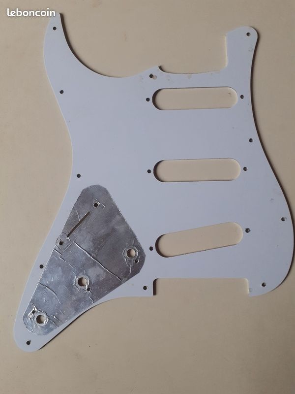Pickguard Stratocaster 3 plis (image 7)