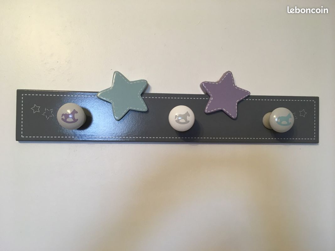 Toise et porte-manteaux (image 2)