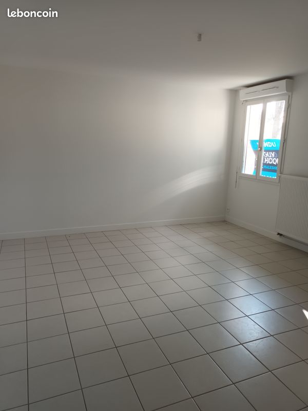 Appartement 1 pièce 31 m² · à Le Malesherbois · 30,8 m² · 550 €