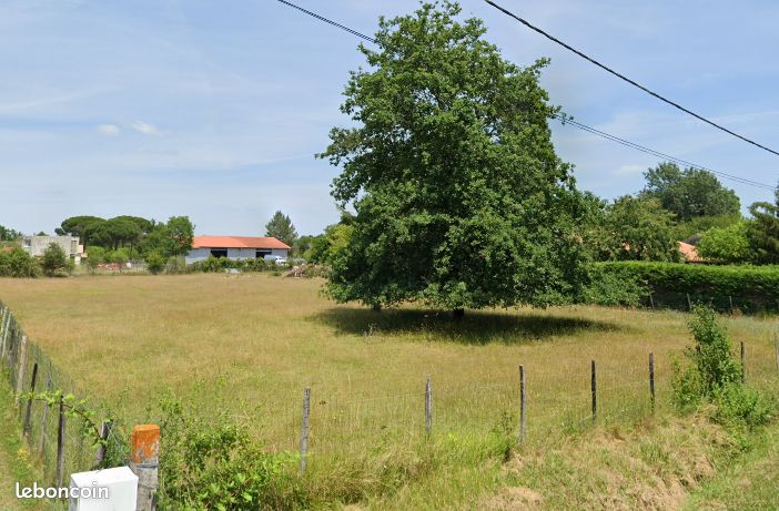 Terrain 850 m² · à Roaillan · 850 m² · 55 000 €