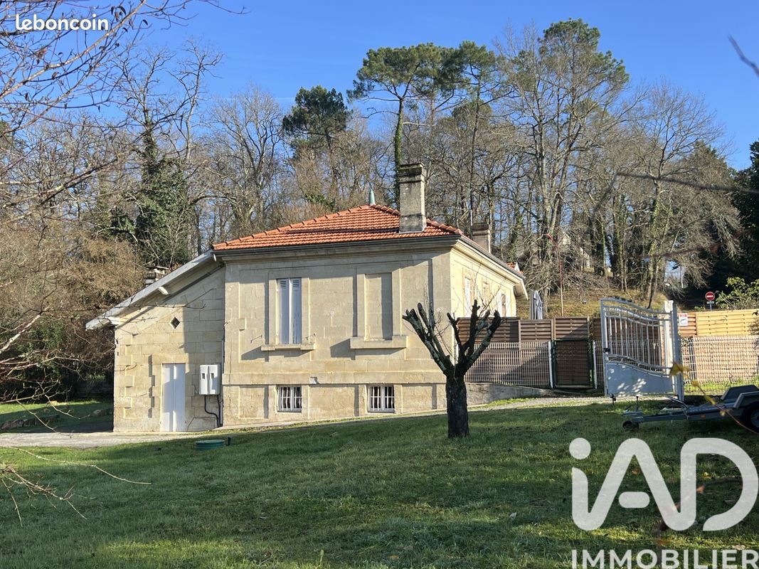 Maison 9 pièces 175 m² · à Sadirac · 175 m² · 353 000 €