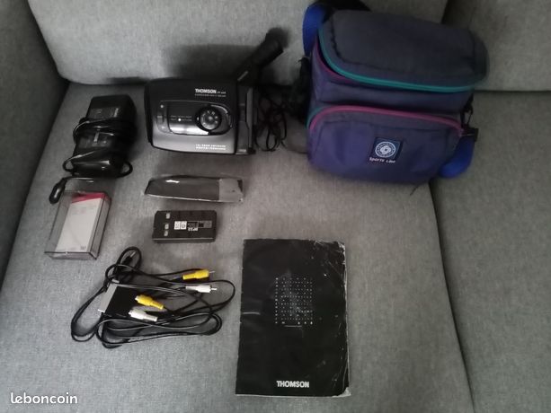 Caméscope Vintage Thomson VM941 - Complet Avec Sacoche Et Accessoires - Occasion