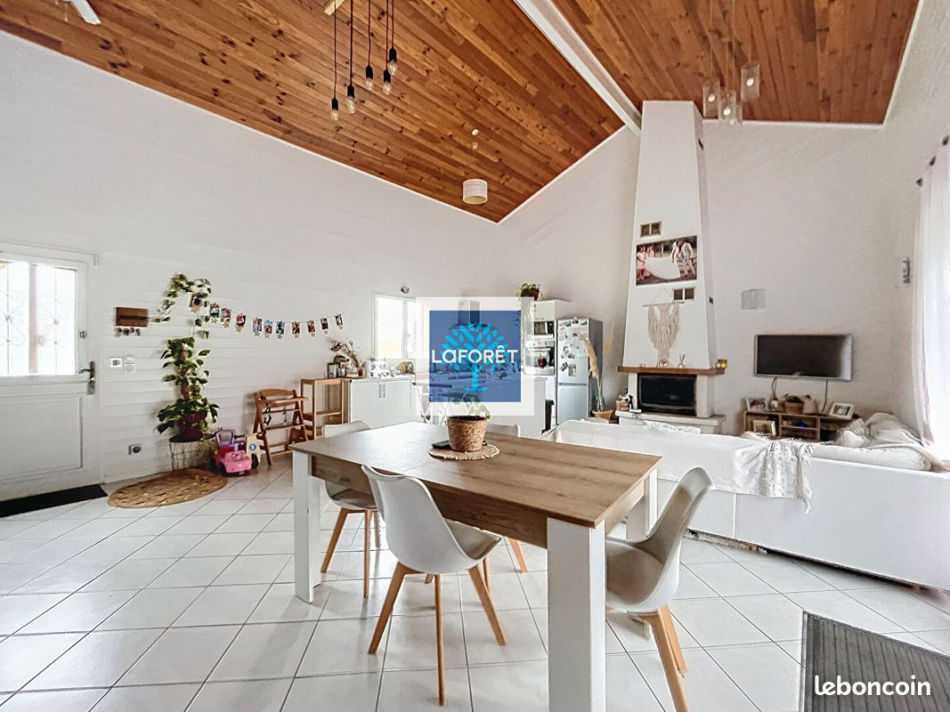 Maison 4 pièces 97 m² · à Boisredon · 97 m² · 820 €