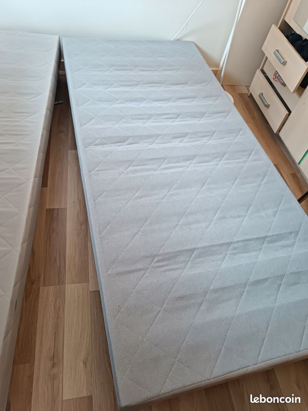 Matelas Bultex et sommier Ikéa à emporter jeudi avant déménagement (image 1)