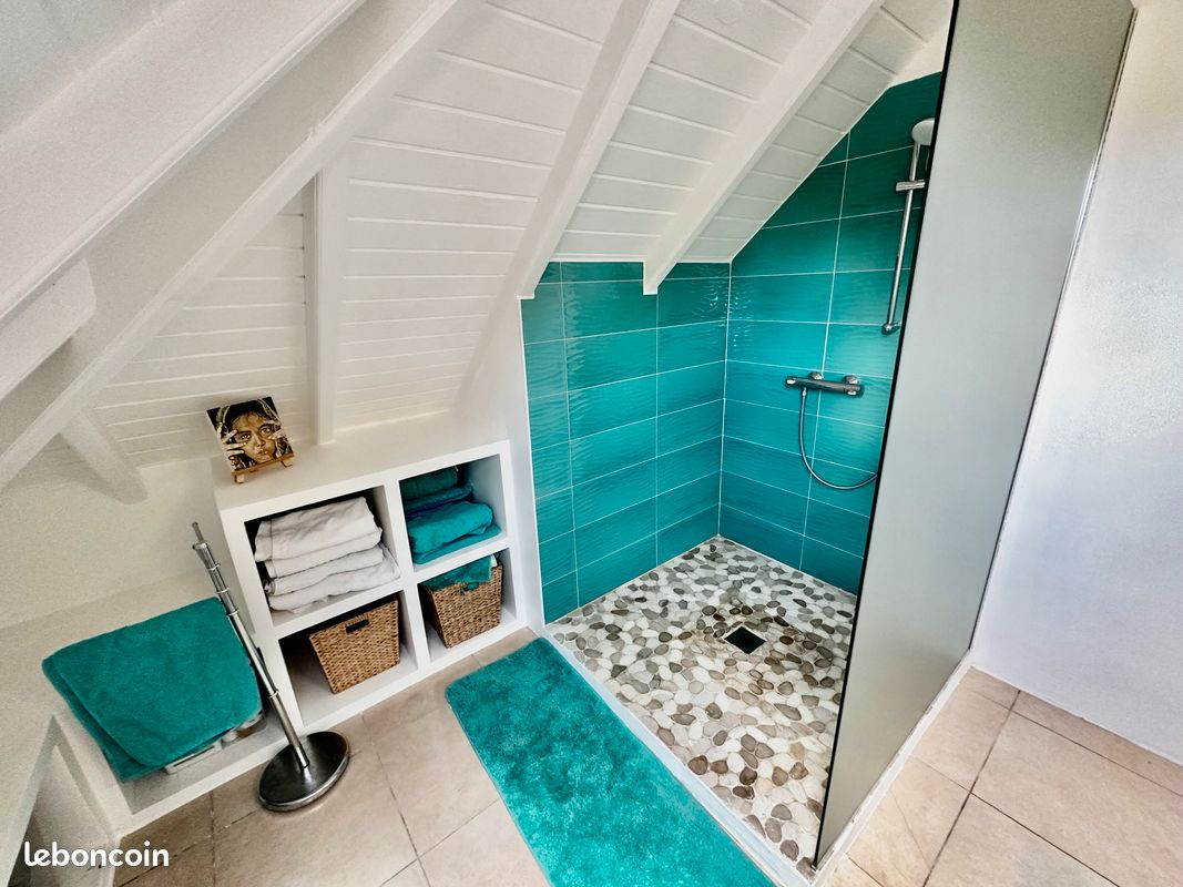 Location 6 semaines piscine jacuzzi sauna 4 personnes (image 7)