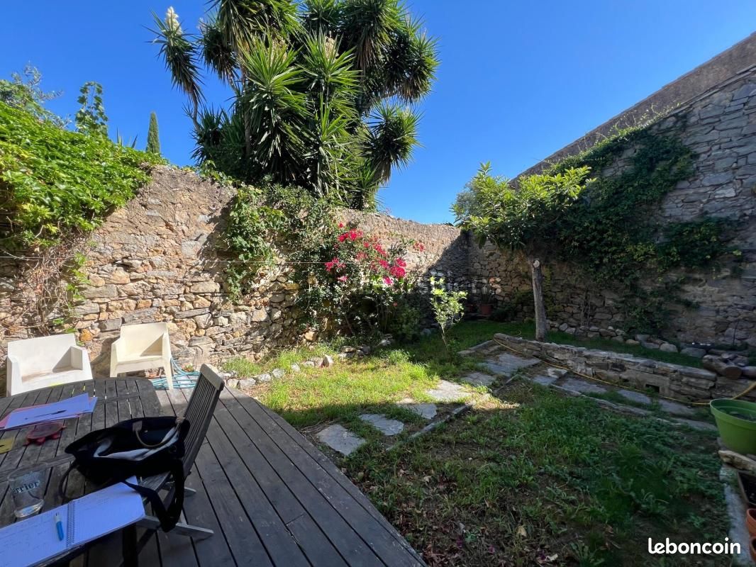 Maison 9 pièces 192 m² · à La Palme · 192 m² · 542 000 €
