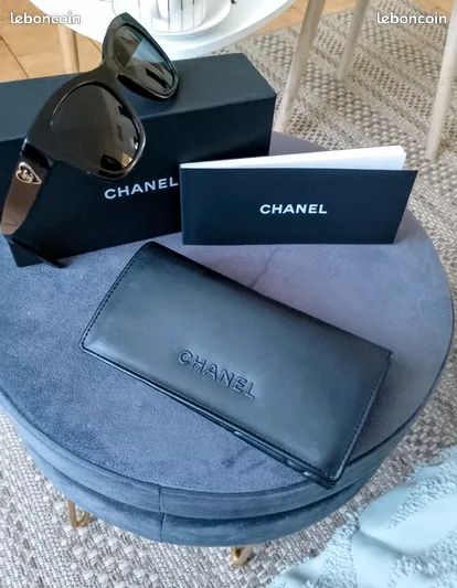 Lunettes solaire Chanel (image 1)
