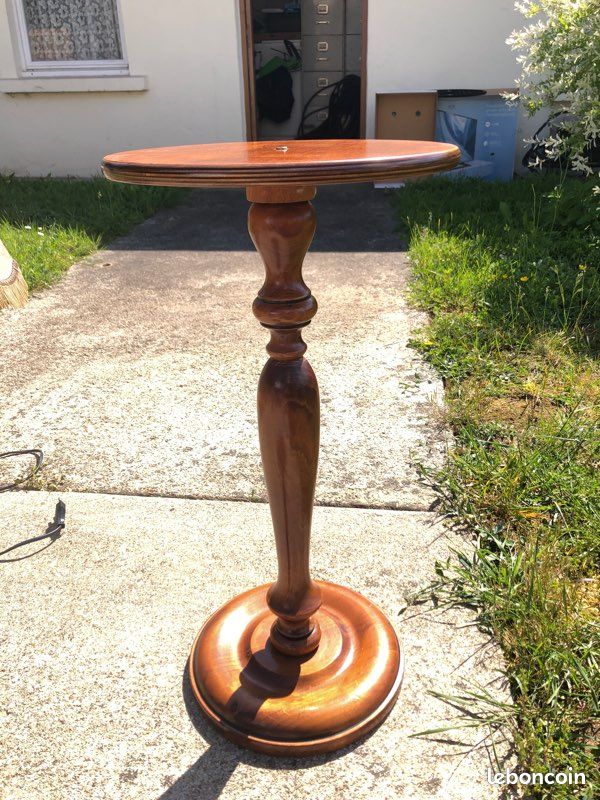 Table de chevet (image 1)
