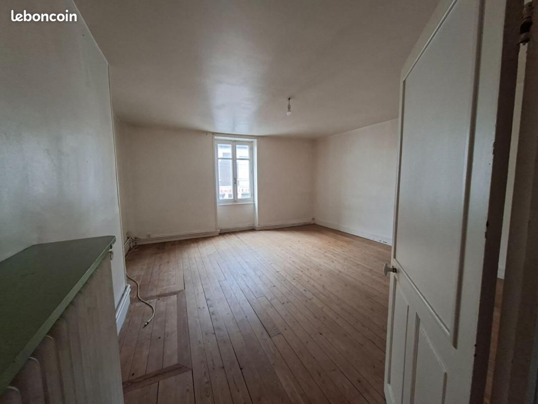 Maison 4 pièces 86 m² · à Gueugnon · 86 m² · 44 000 €