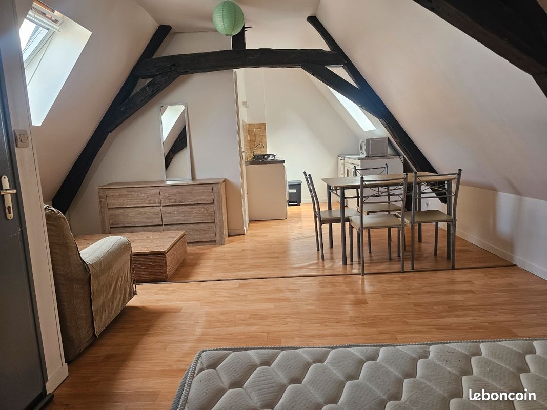 Appartement 1 pièce 30 m² · à Issoudun · 30 m² · 380 €/mois