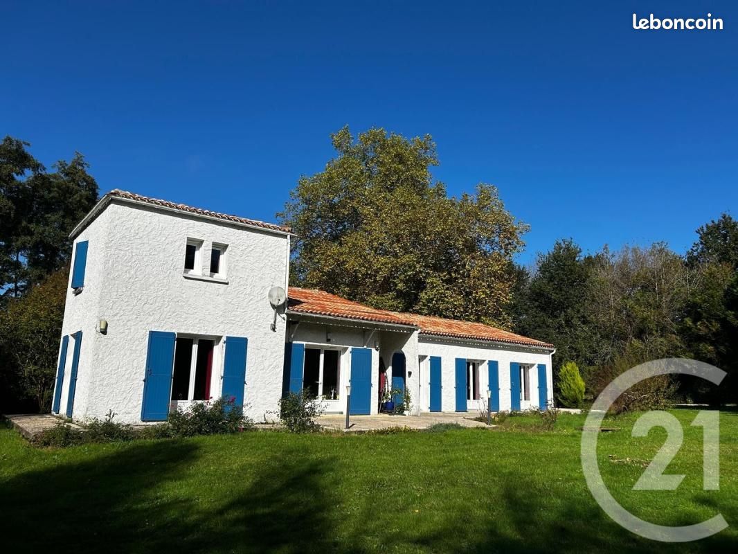 Maison 6 pièces 144 m² · à Cravans · 144 m² · 288 000 €