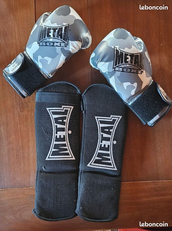 Gants de boxe metal 6oz et protege tibia metal xxs (image 1)