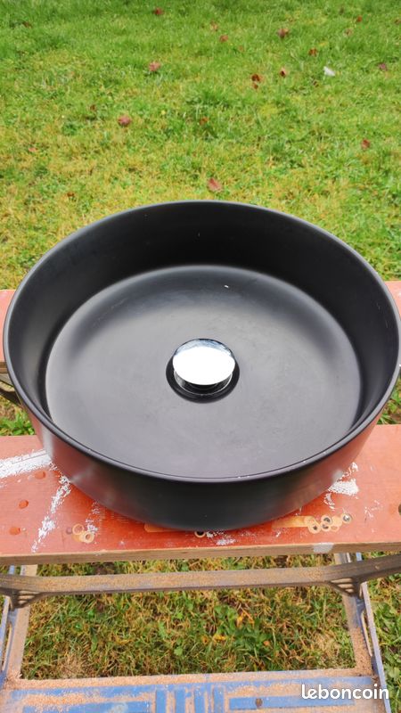 Vasque céramique noir (image 1)