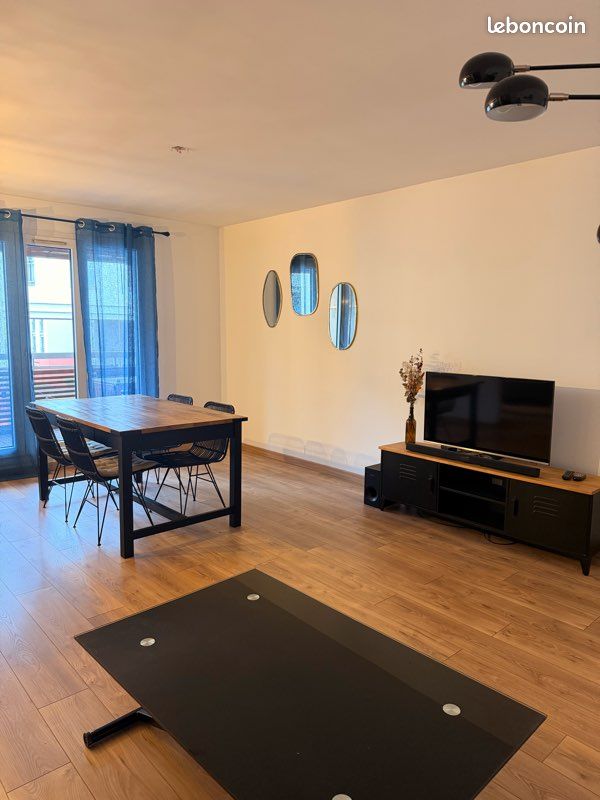 Appartement 3 pièces 80 m² · à Clermont-Ferrand · 80 m² · 1 000 €/mois