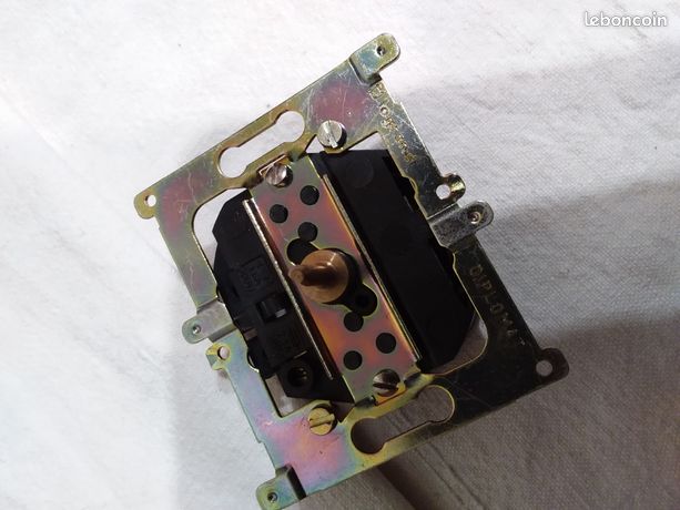 Doigt manette Blanc interrupteur bouton poussoir Diplomat Legrand Neuf