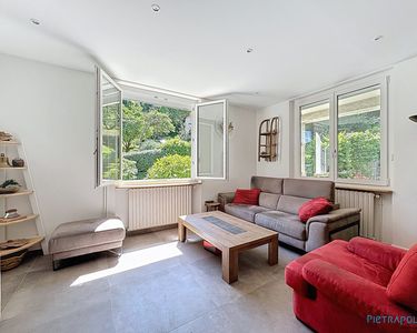 Maison 698 000 € - 205 m²