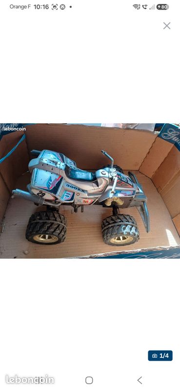 Quad atv rider (image 1)
