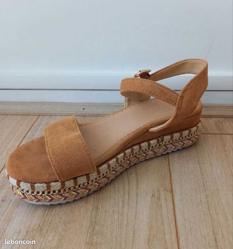 Sandales compensées ERYNN (image 1)