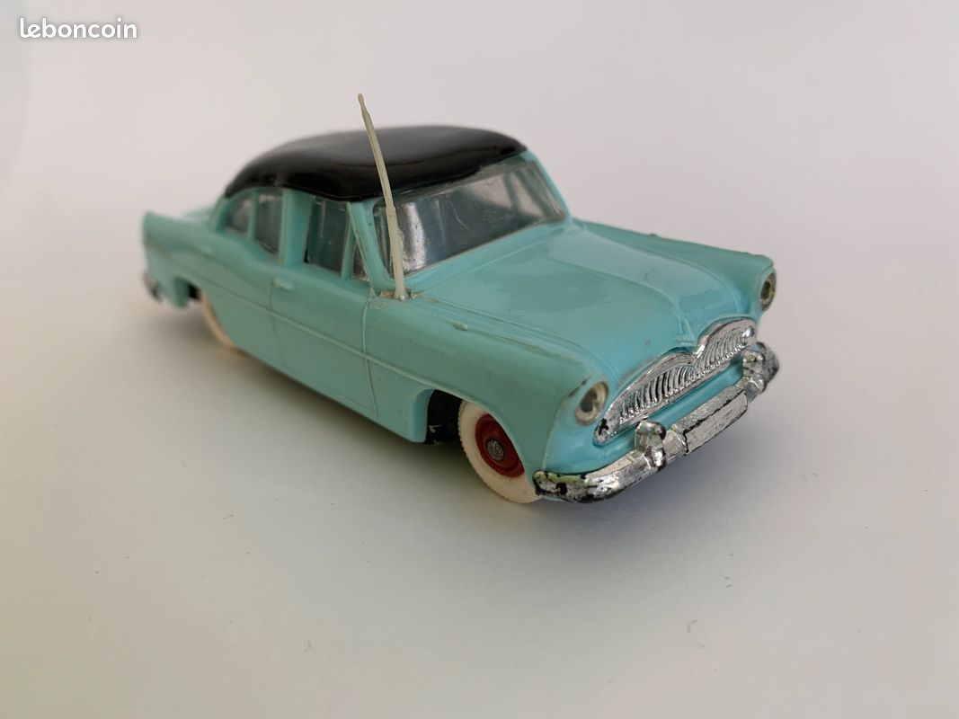 NOREV - Simca Versailles - 1/43 plastique ancien (image 1)