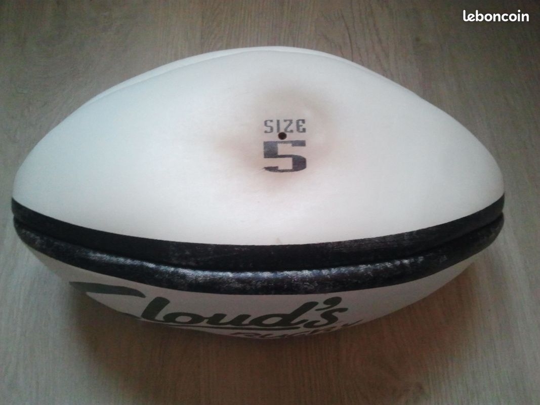 Ballon de rugby (image 2)