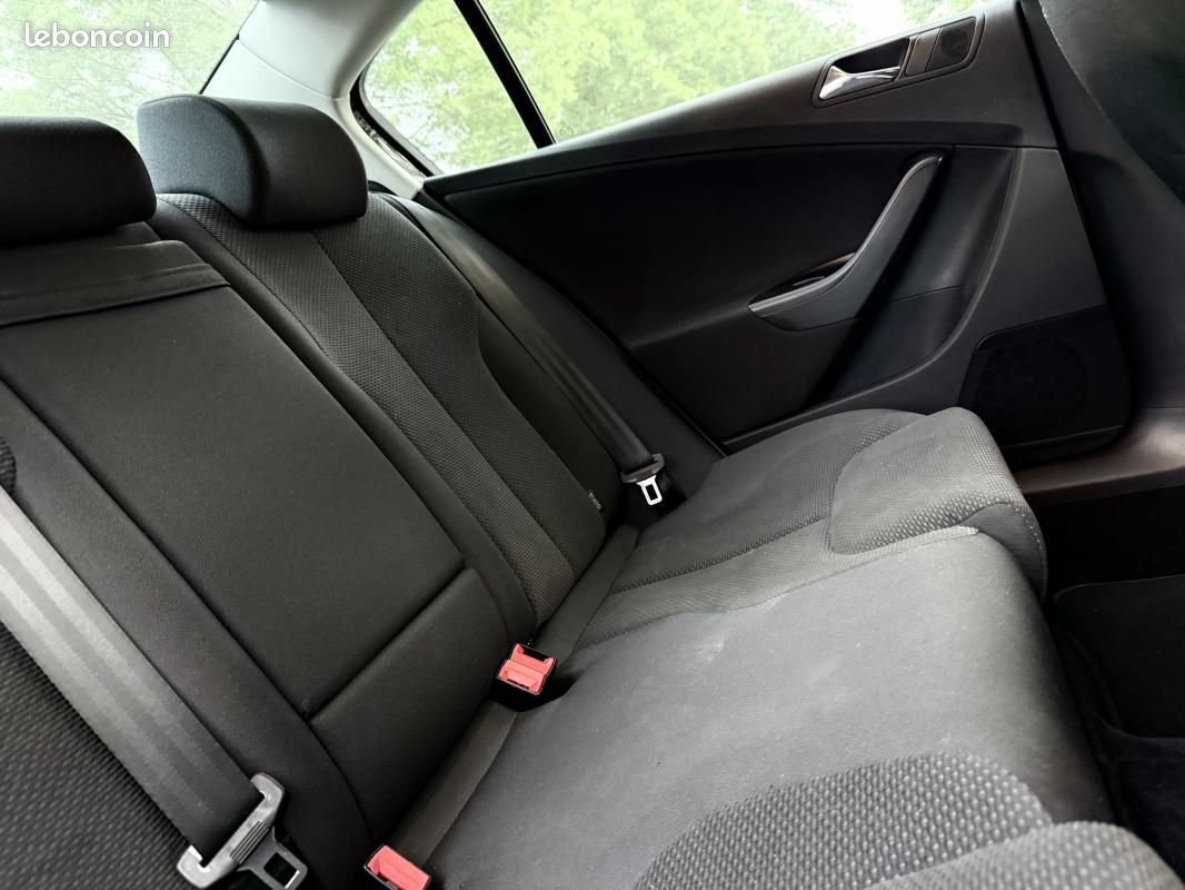 Volkswagen Passat 1.6 FSI 16V 115Cv*Moteur à Chaine*Véhicule Sous Garantie*Ct Révision Entretien ... (image 37)