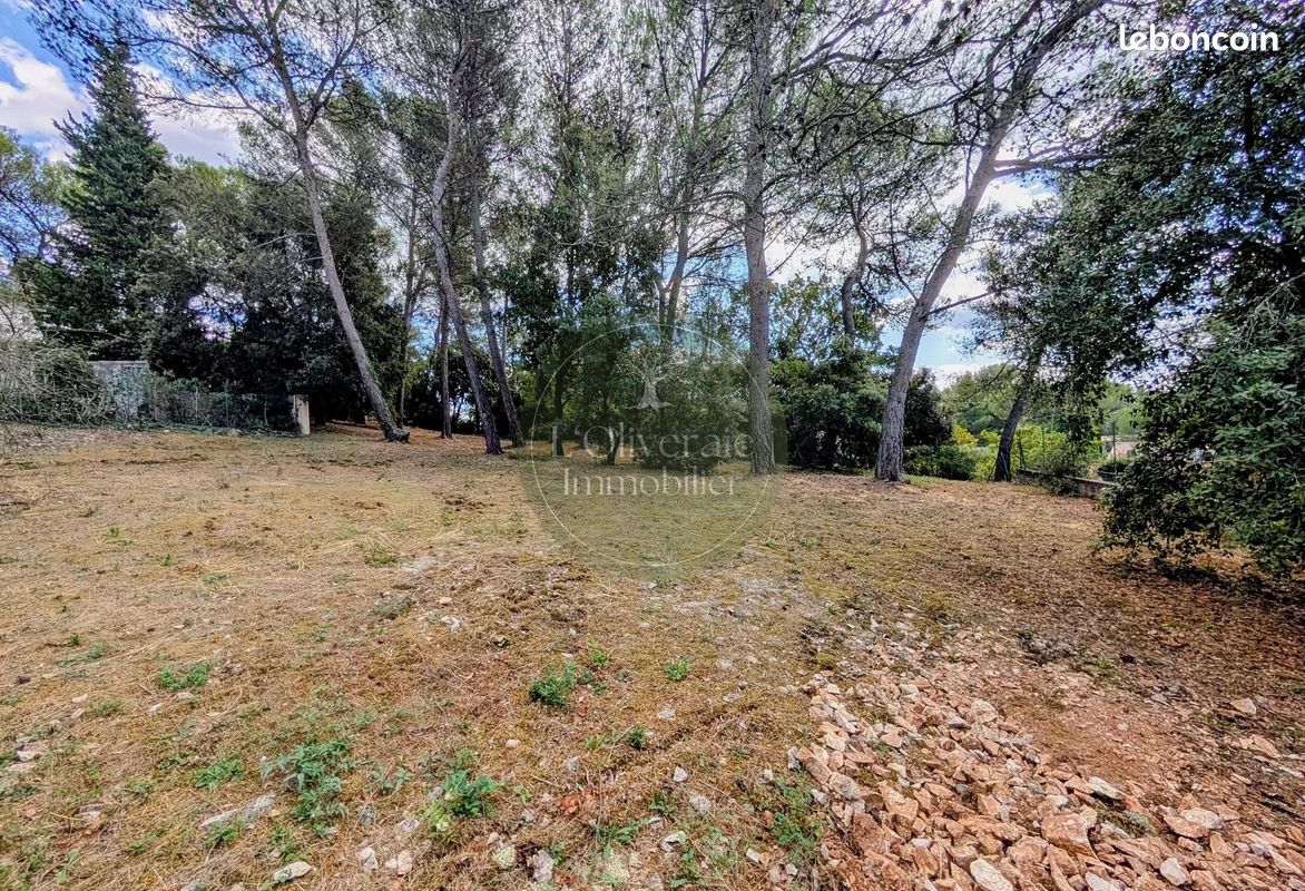 Terrain 802 m² · à Belcodène · 802 m² · 250 000 €
