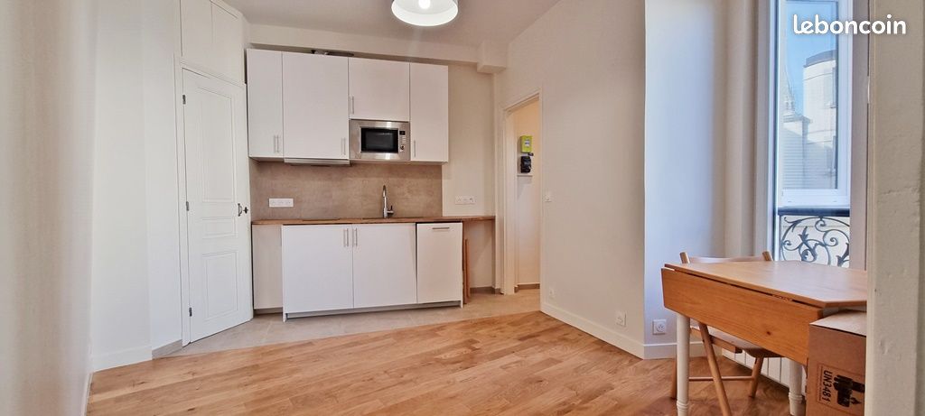 Appartement 2 pièces 27 m² · à Saint-Cloud · 27 m² · 1 050 €/mois