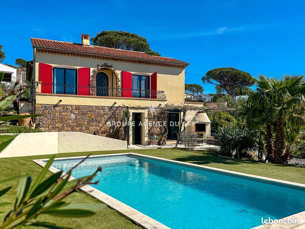 Maison 7 pièces 192 m² · à Roquebrune-sur-Argens · 192 m² · 1 195 000 €