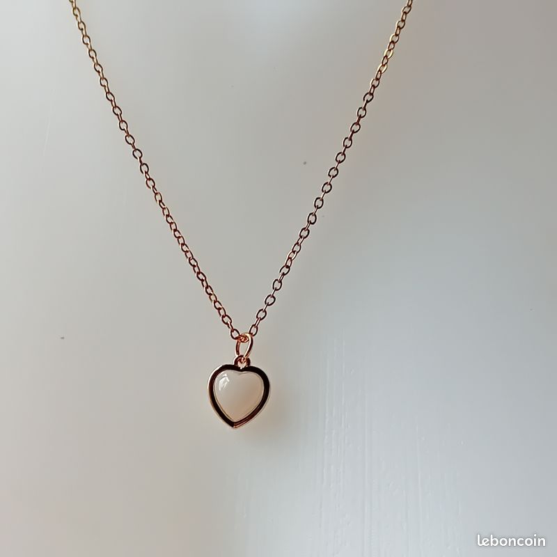 Pendentif Cœur En Nacre Avec Cordon Doré - Ornement 2,3g, Dimensions 2,6x2,0cm