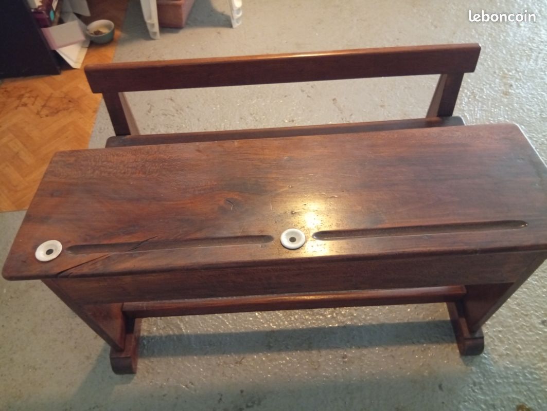 Vend bureau écolier en bois (image 2)