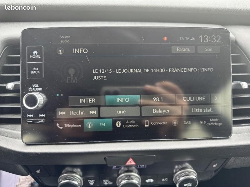 Honda Jazz 1.5 i-MMD 109ch e:HEV Executive (image 18)