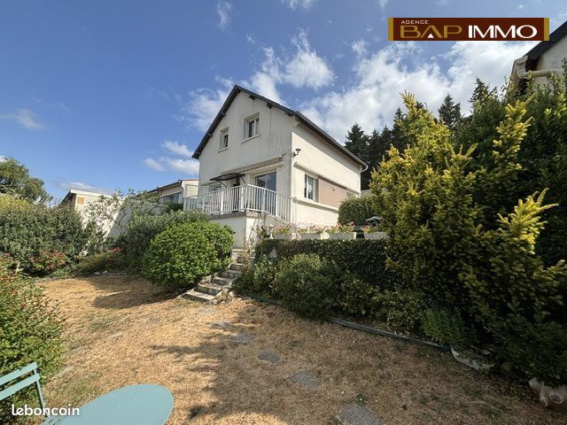 Maison 5 pièces 84 m² · à Lisieux · 84 m² · 220 000 €