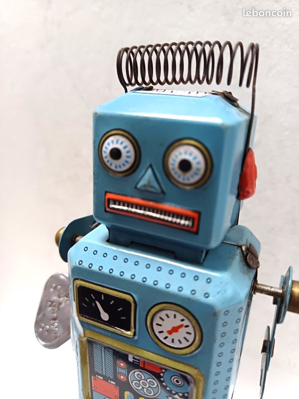 Vieux Robot En Tôle Mécanique – Jouet Vintage à Remonter – état D’occasion